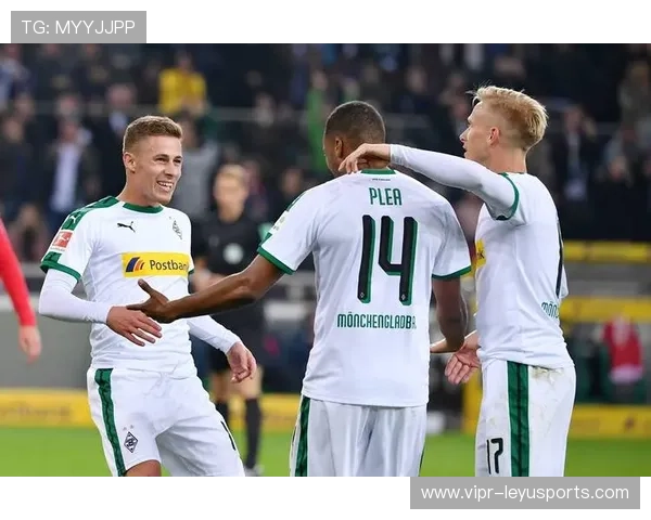 德甲俱乐部加强阵型推进速度，防线整体更紧凑